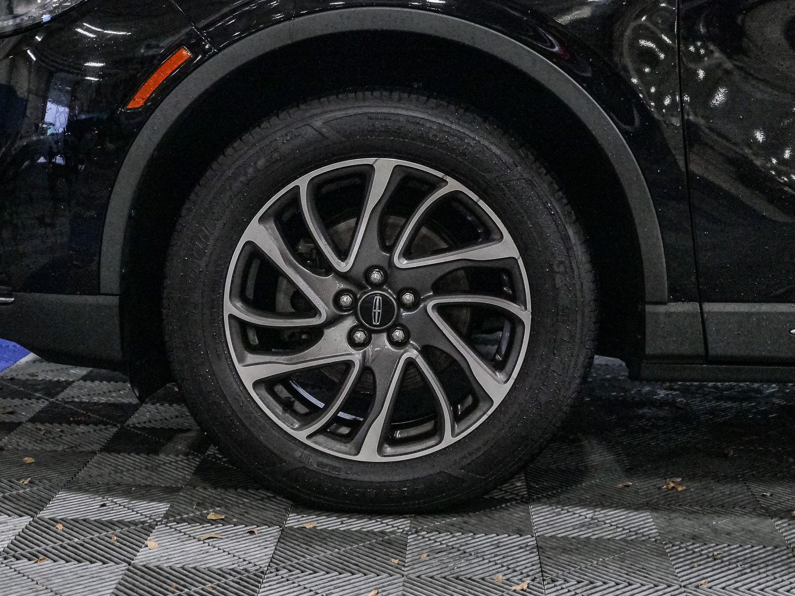 2020 Lincoln Corsair Standard photo 18