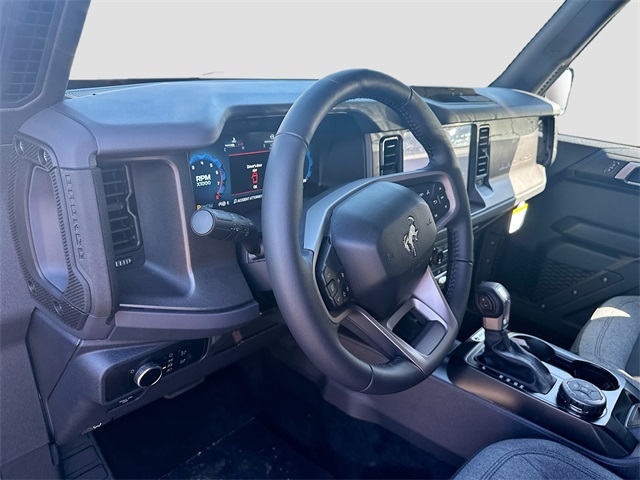 2025 Ford Bronco Big Bend photo 2