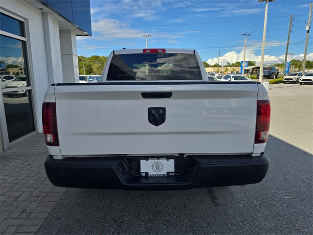 2024 Ram 1500 SLT Warlock photo 6
