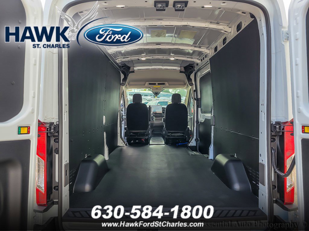 2025 Ford Transit photo 13