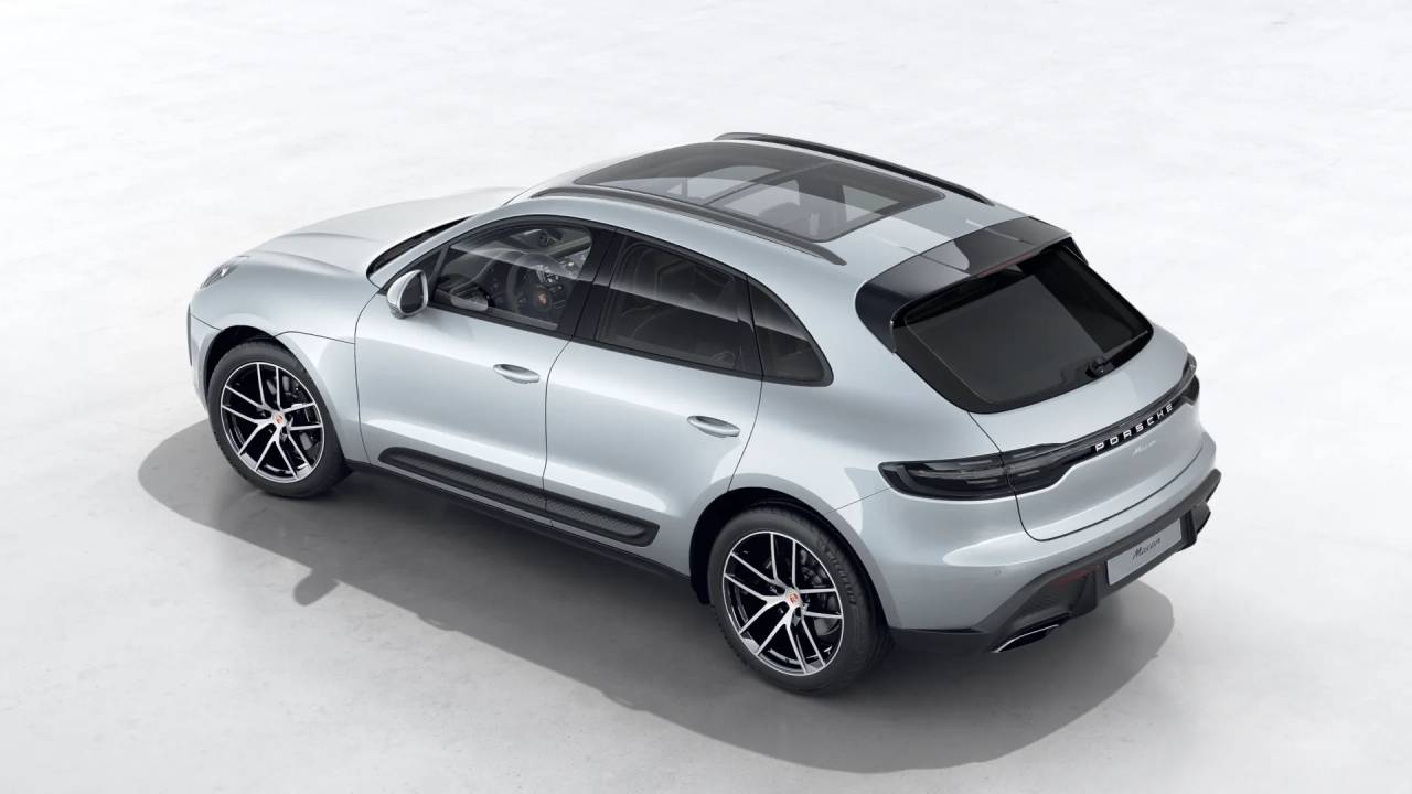 2026 Porsche Macan T photo 4