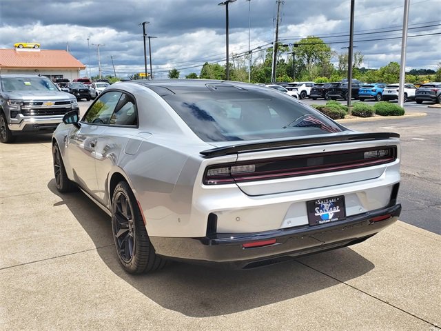 2024 Dodge Charger Daytona Scat Pack photo 5