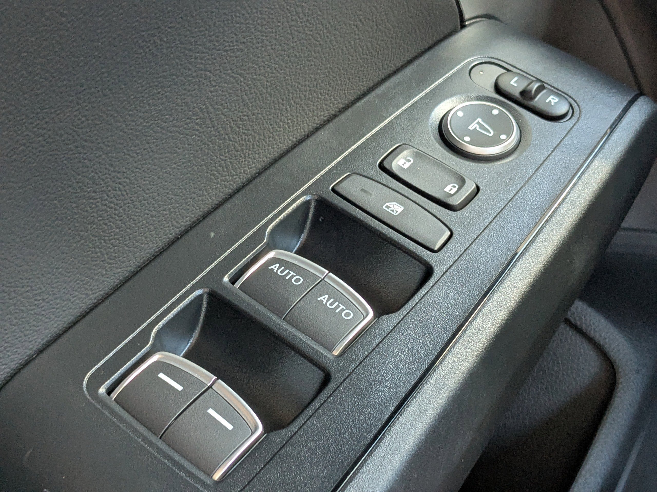 2025 Acura Integra Base photo 24