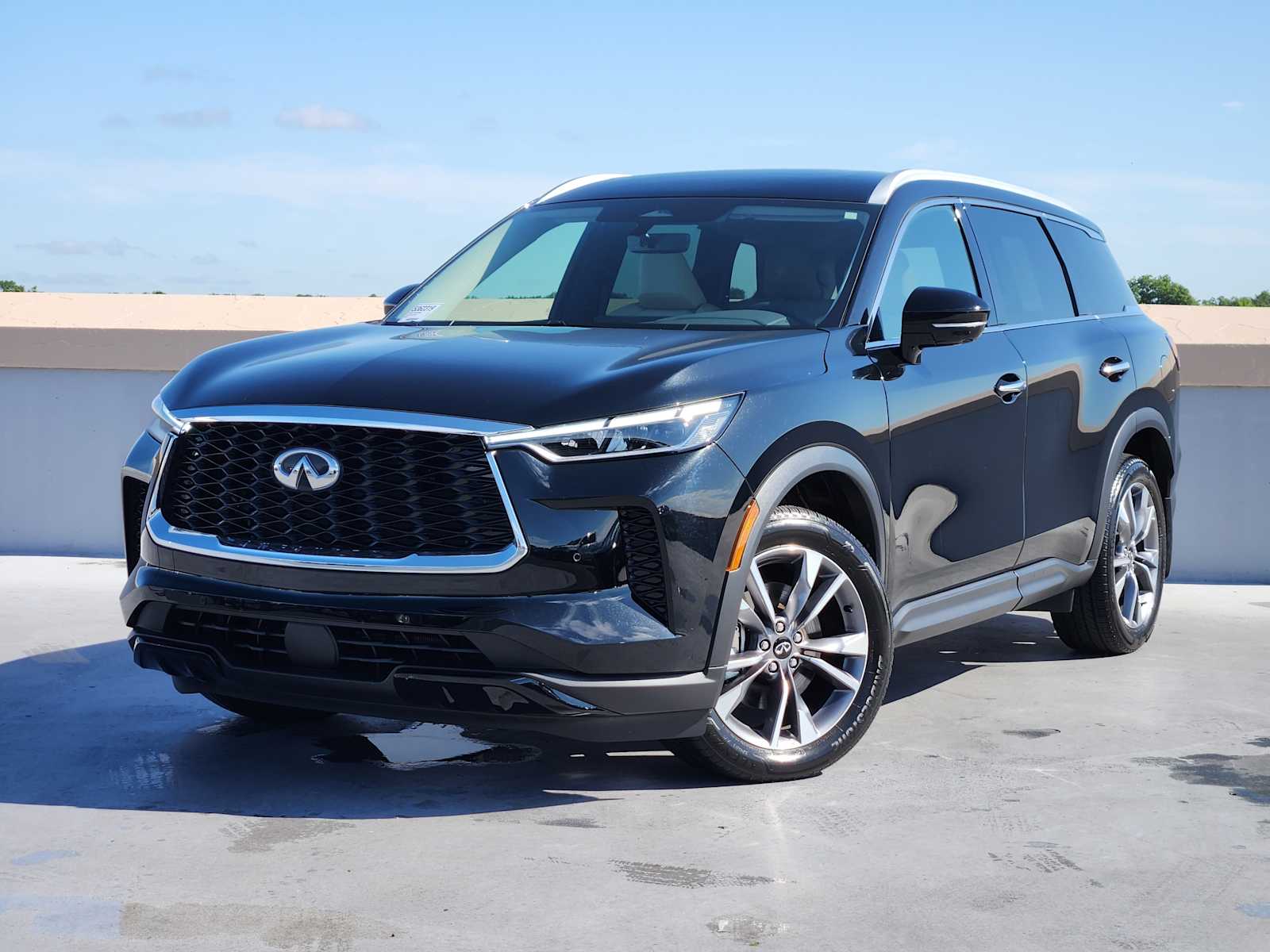 2024 INFINITI QX60 LUXE