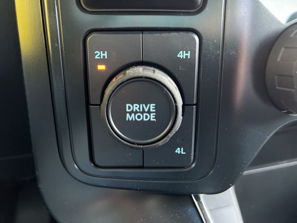 2025 Ford F-150 STX photo 22