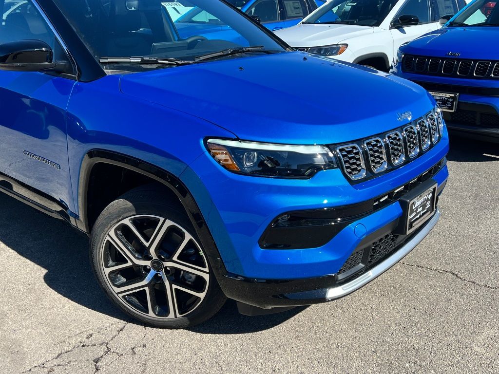 2025 Jeep Compass Limited photo 2