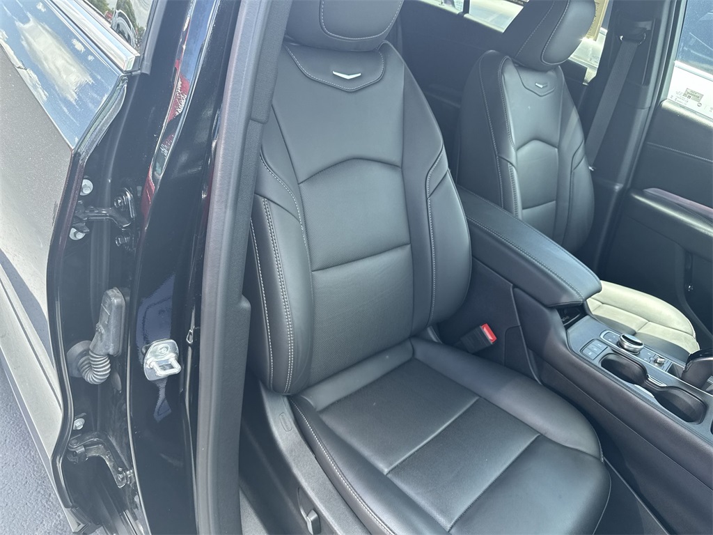 2024 Cadillac XT4 Premium Luxury photo 29