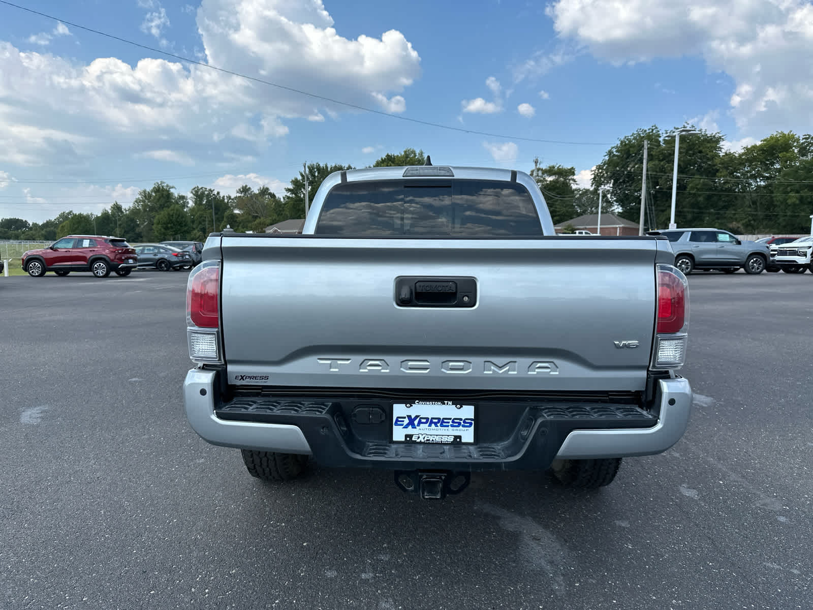 2023 Toyota Tacoma TRD photo 4