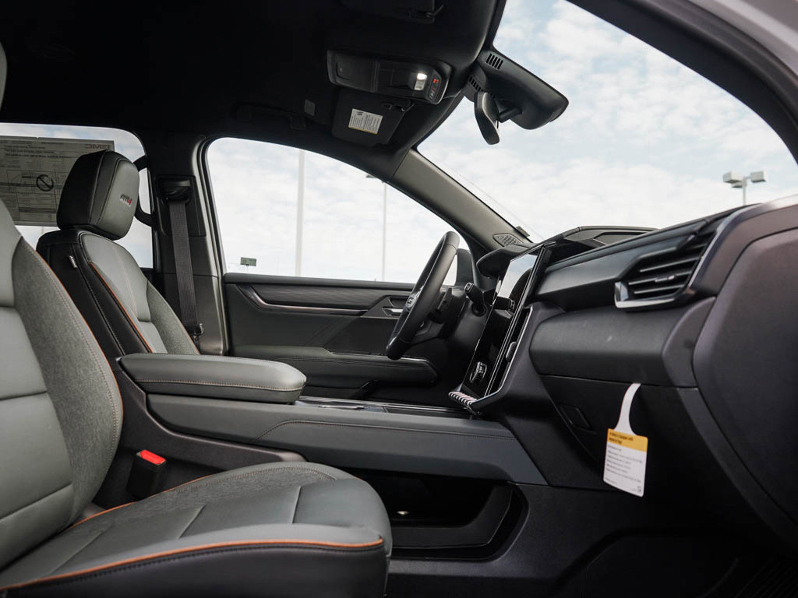 2025 Gmc Acadia AT4 photo 10