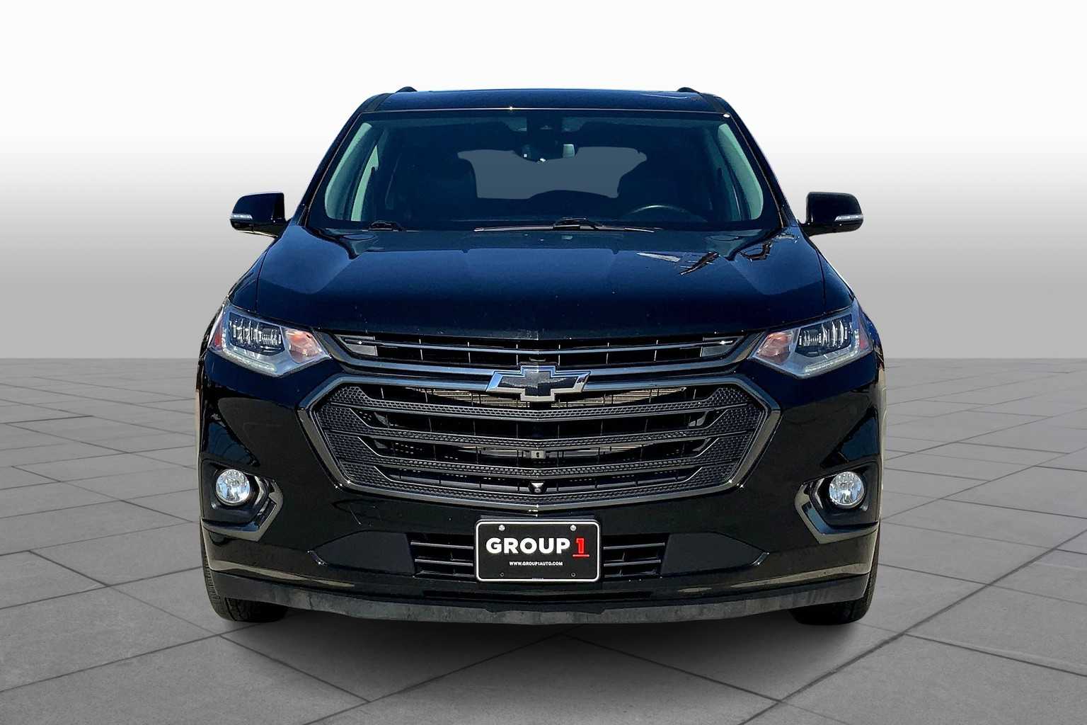 2020 Chevrolet Traverse Premier photo 3