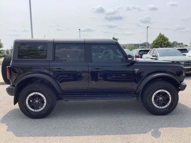 2022 Ford Bronco Badlands photo 4