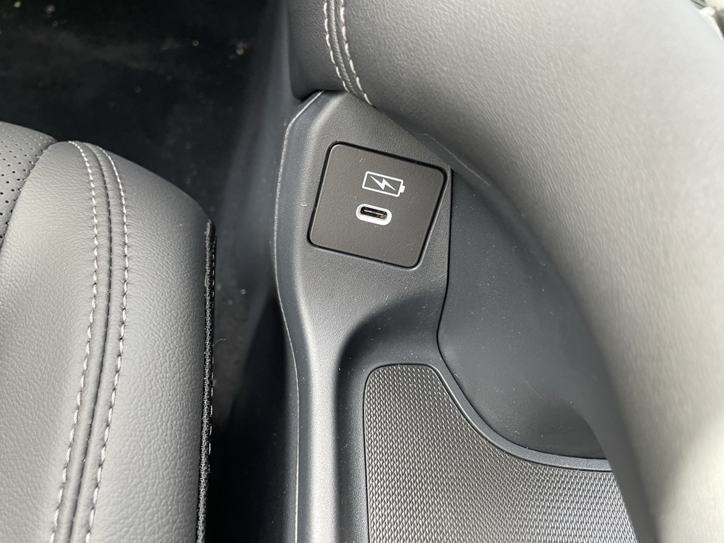 2025 Honda HR-V EX-L photo 16