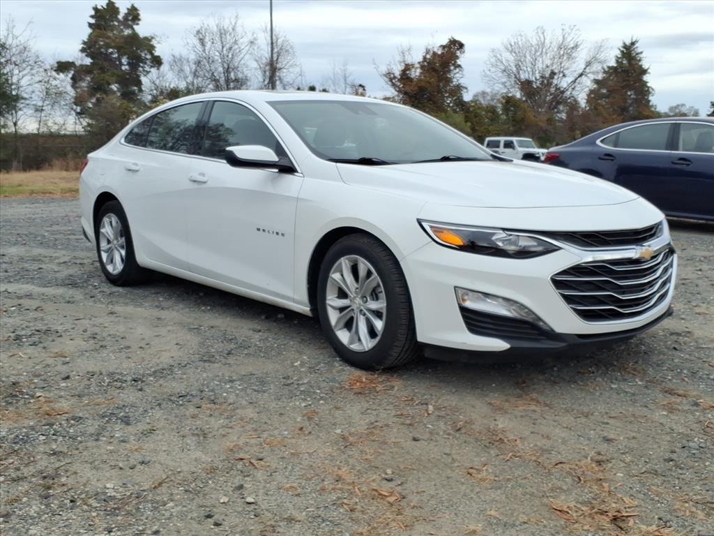 2024 Chevrolet Malibu 1LT photo 4