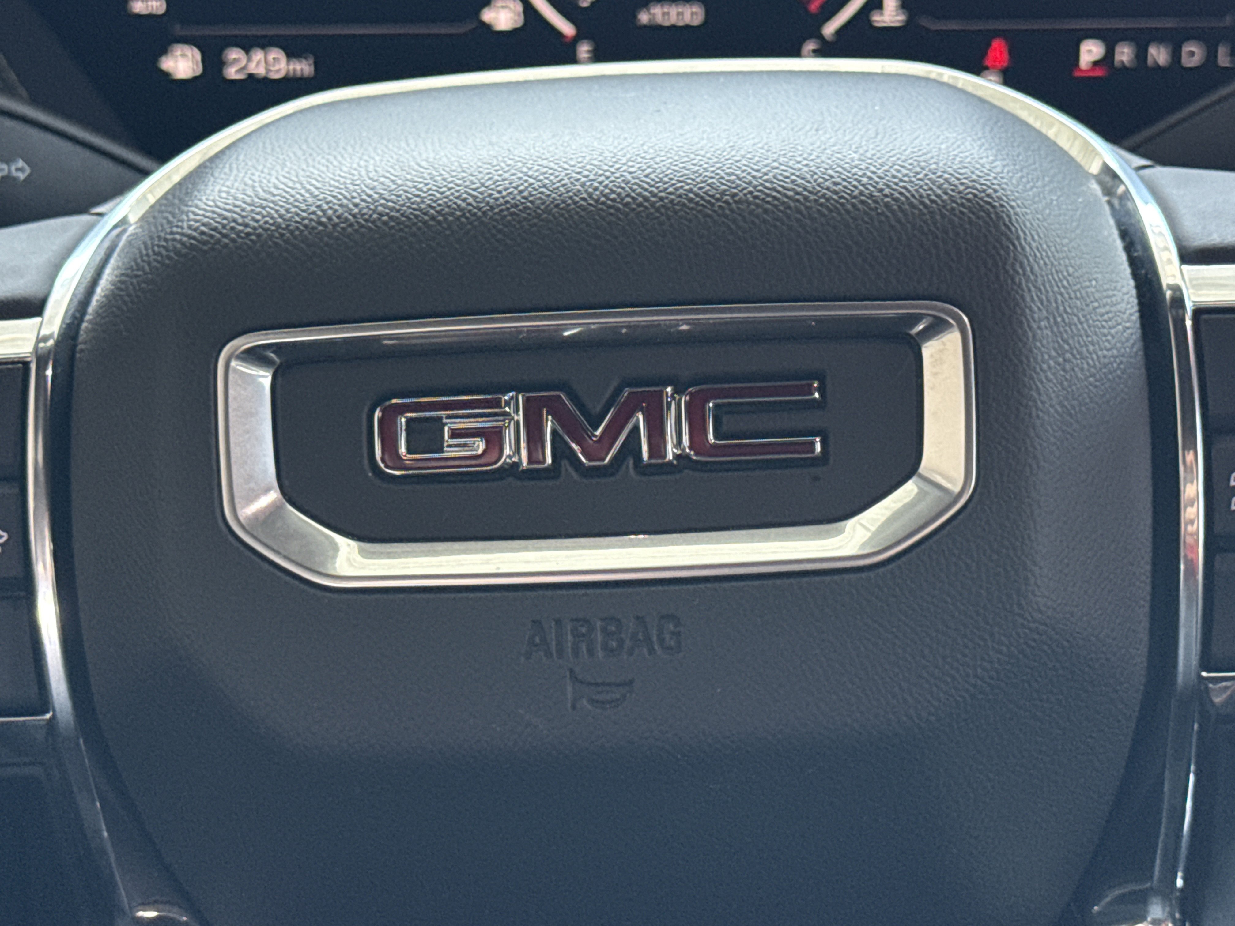 2025 Gmc Yukon XL photo 3