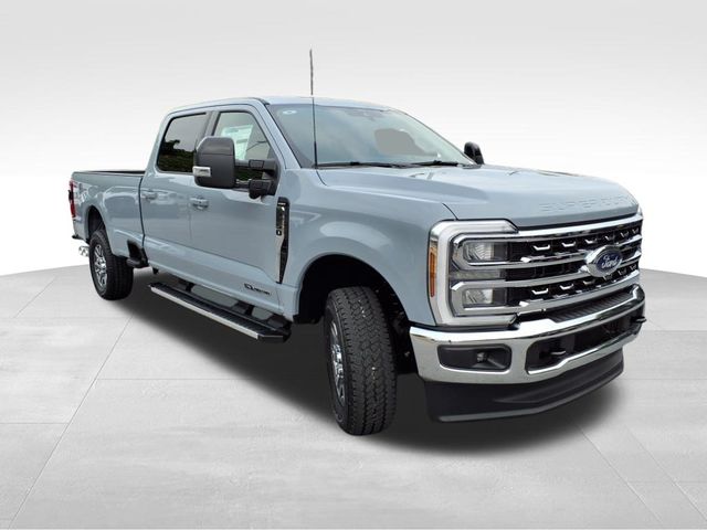 2026 Ford F-250 Lariat photo 9