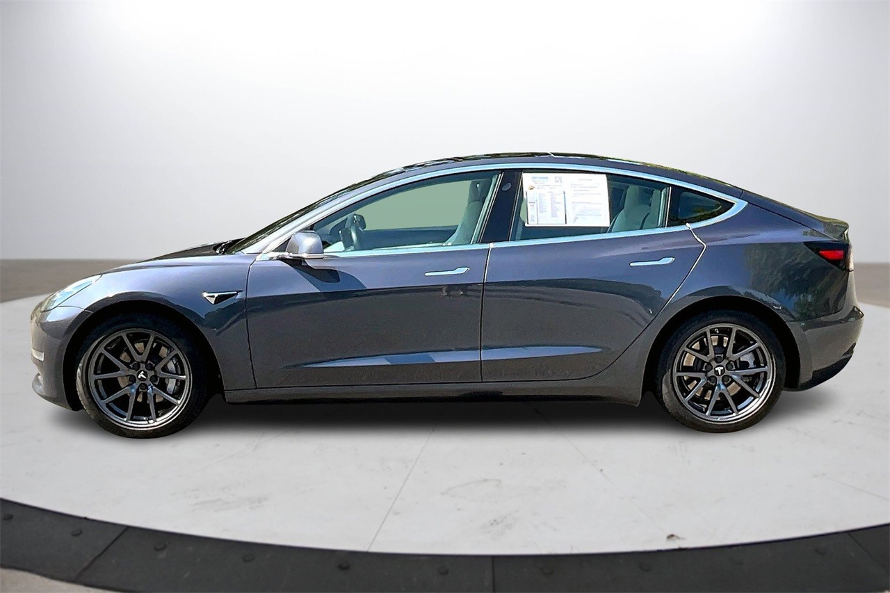2020 Tesla Model 3 Long Range photo 5