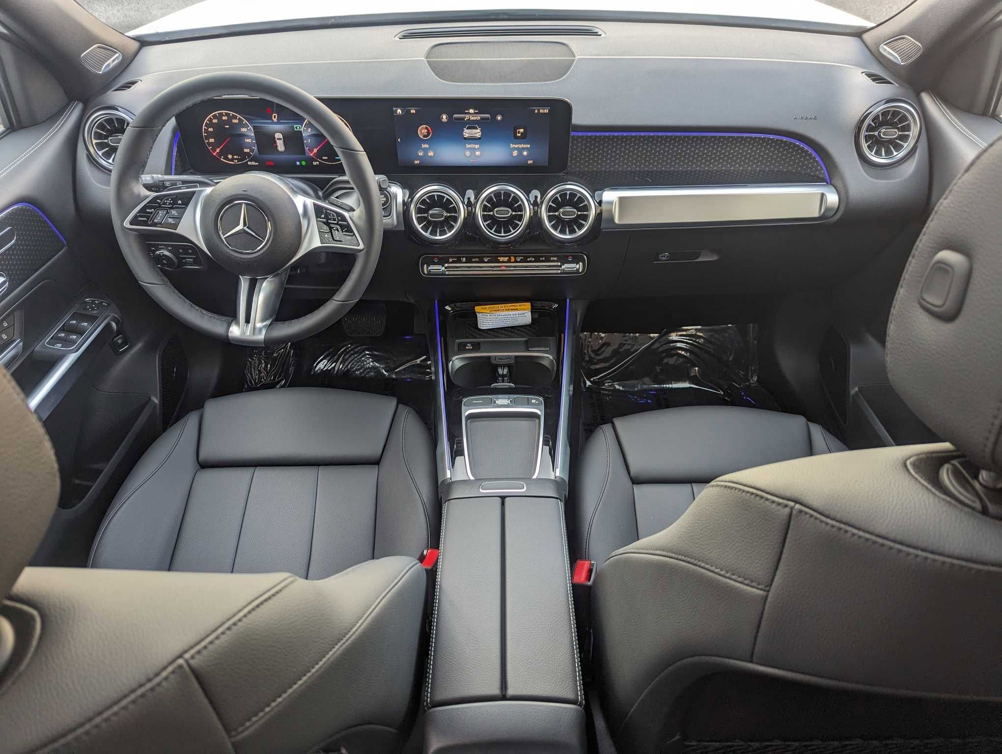 2024 Mercedes Benz GLB 250 4MATIC photo 16