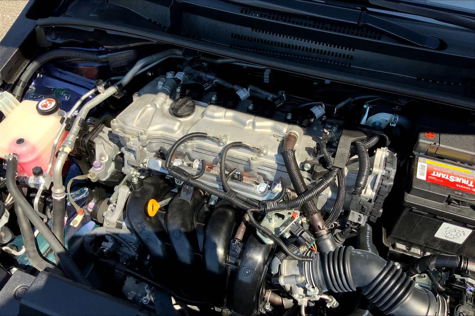 2020 Toyota Corolla LE photo 26