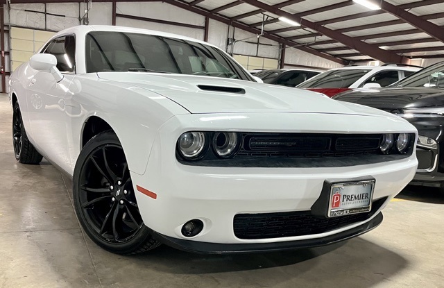 2018 Dodge Challenger SXT Plus