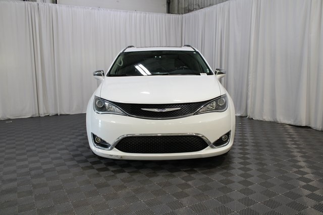 2019 Chrysler Pacifica Limited photo 24