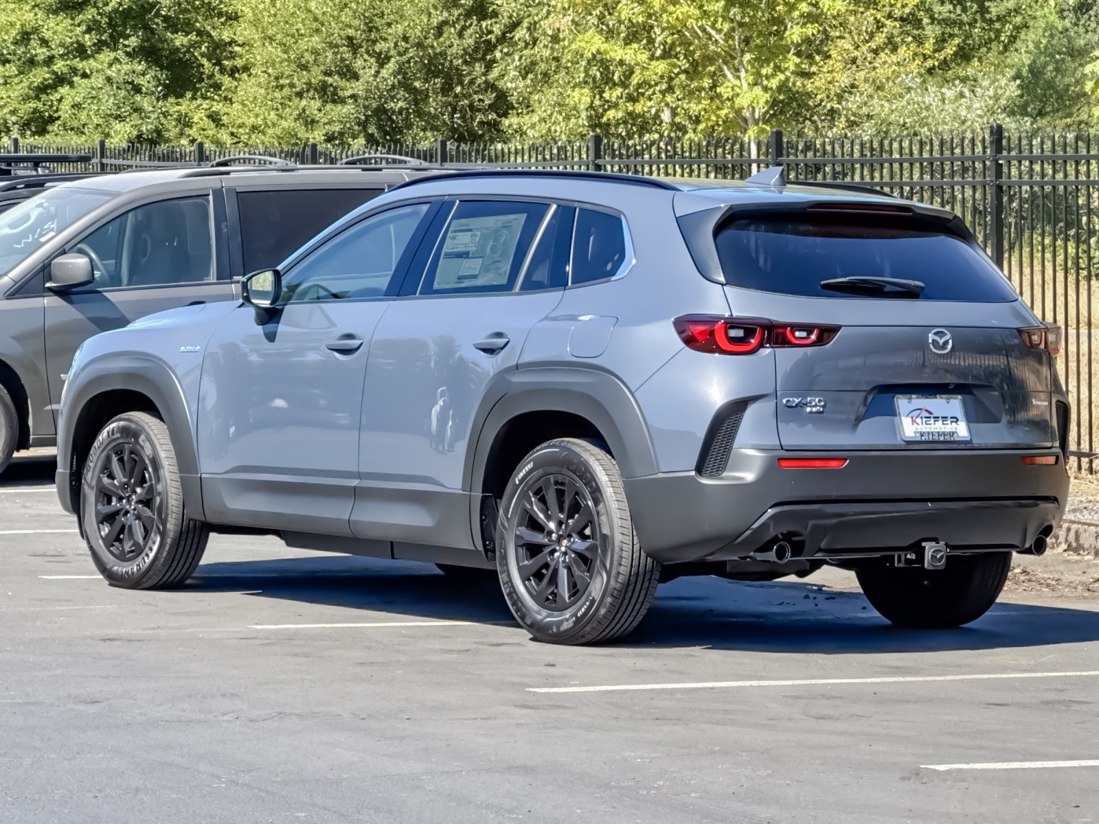2025 Mazda CX-50 Premium photo 4