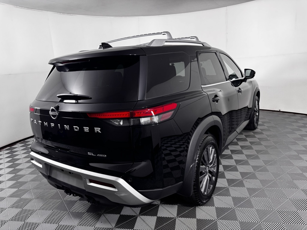 2023 Nissan Pathfinder SL photo 10
