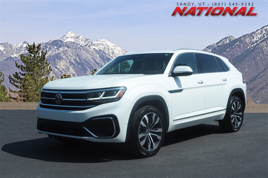 2022 Volkswagen Atlas Cross Sport SEL Premium R-Line's photo