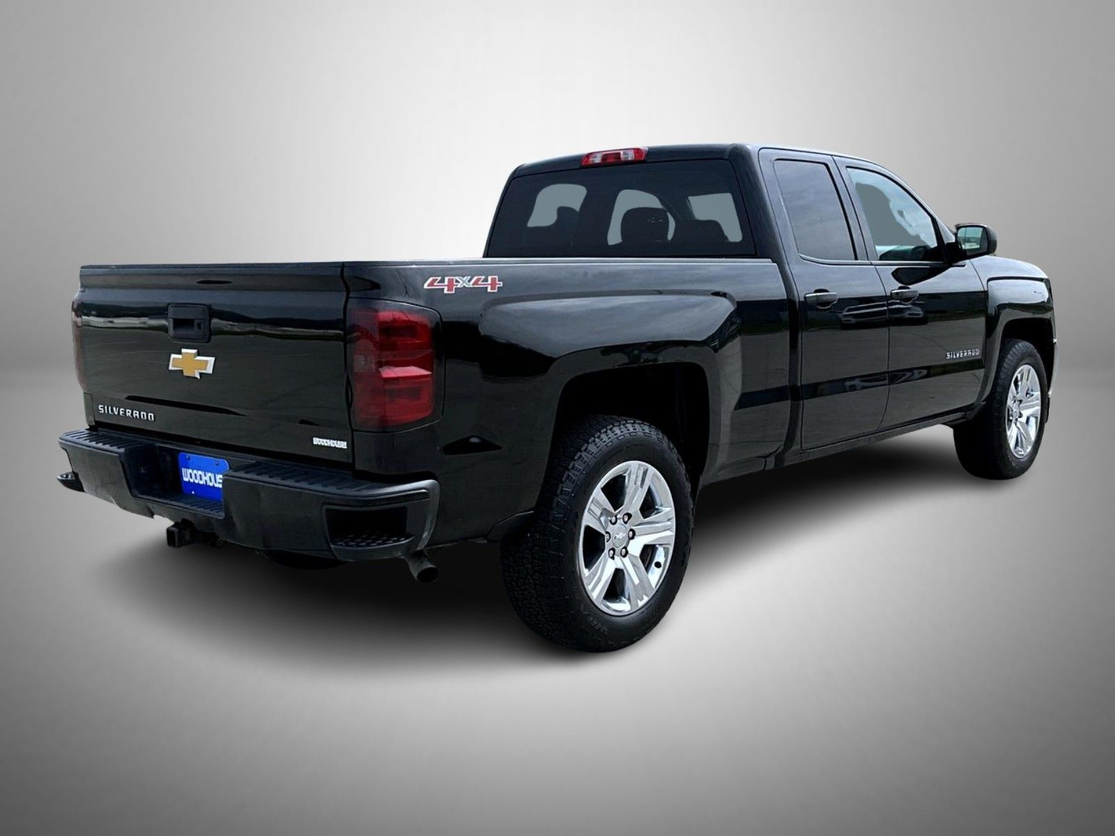 2017 Chevrolet Silverado 1500 Custom photo 5