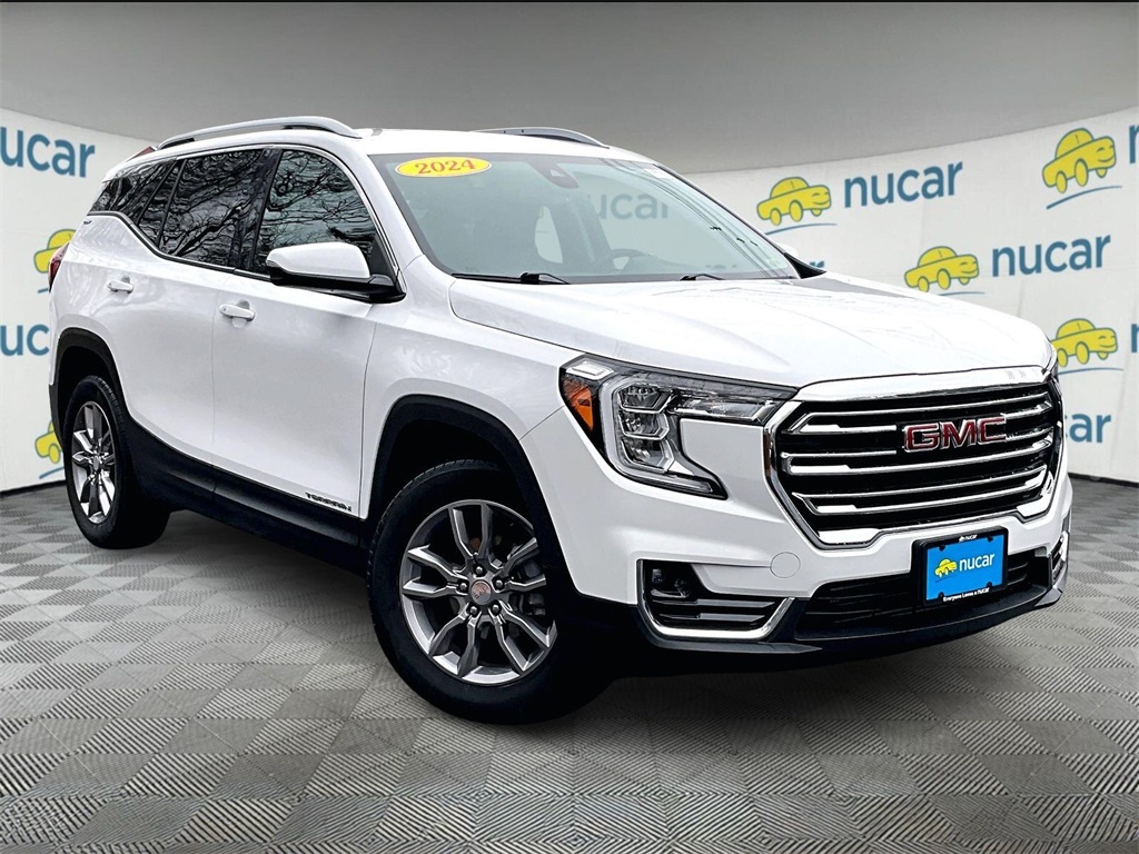 2024 GMC Terrain SLT's photo