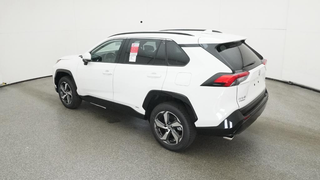 2025 Toyota RAV4 Hybrid SE photo 9