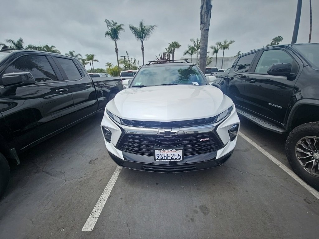 2024 Chevrolet Blazer RS photo 2