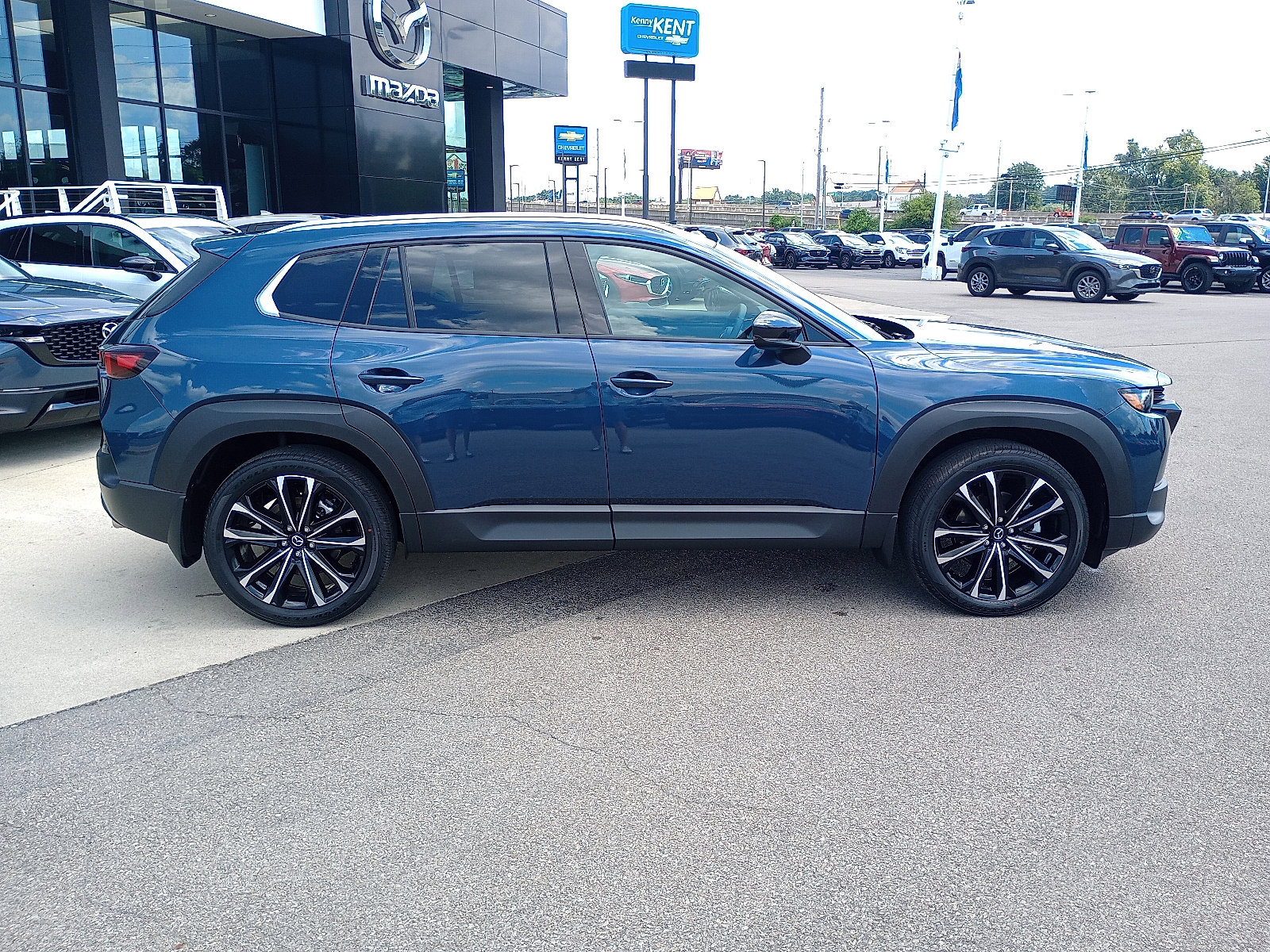2025 Mazda CX-50 2.5 Premium Plus photo 2