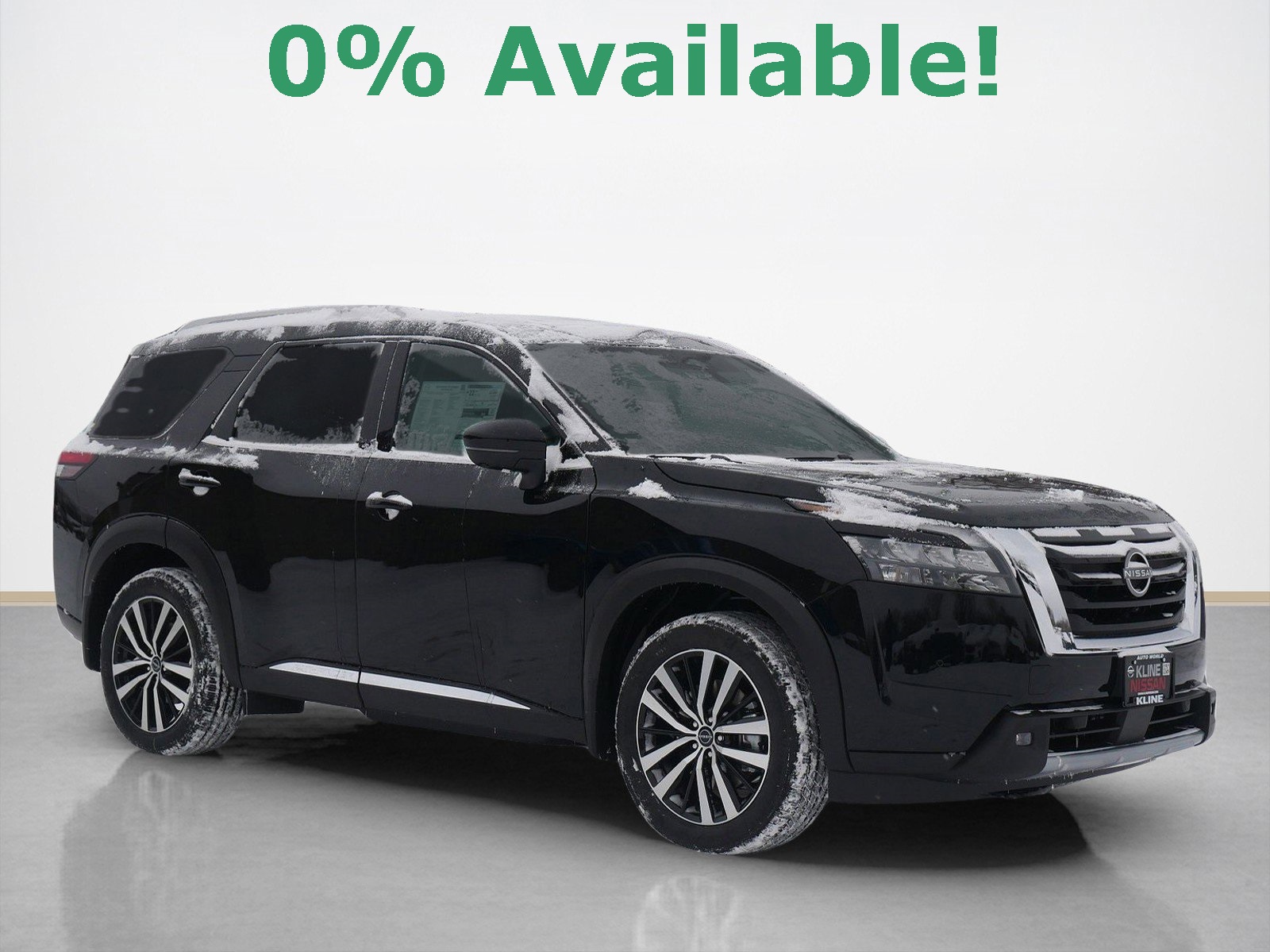 2025 Nissan Pathfinder Platinum's photo