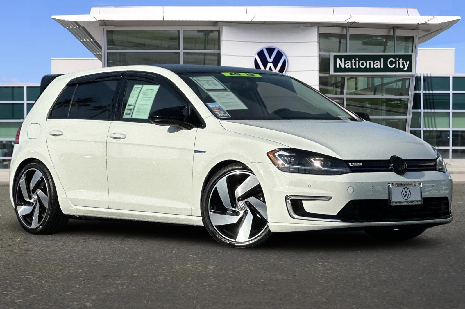 Used 2017 Volkswagen e-Golf e-Golf SEL Premium with VIN WVWPR7AU9HW950882 for sale in National City, CA