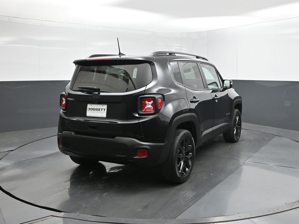2023 Jeep Renegade Altitude photo 4