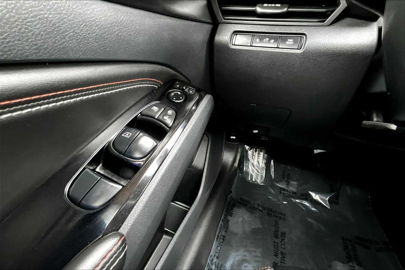 2023 Nissan Altima 2.5 SR photo 30