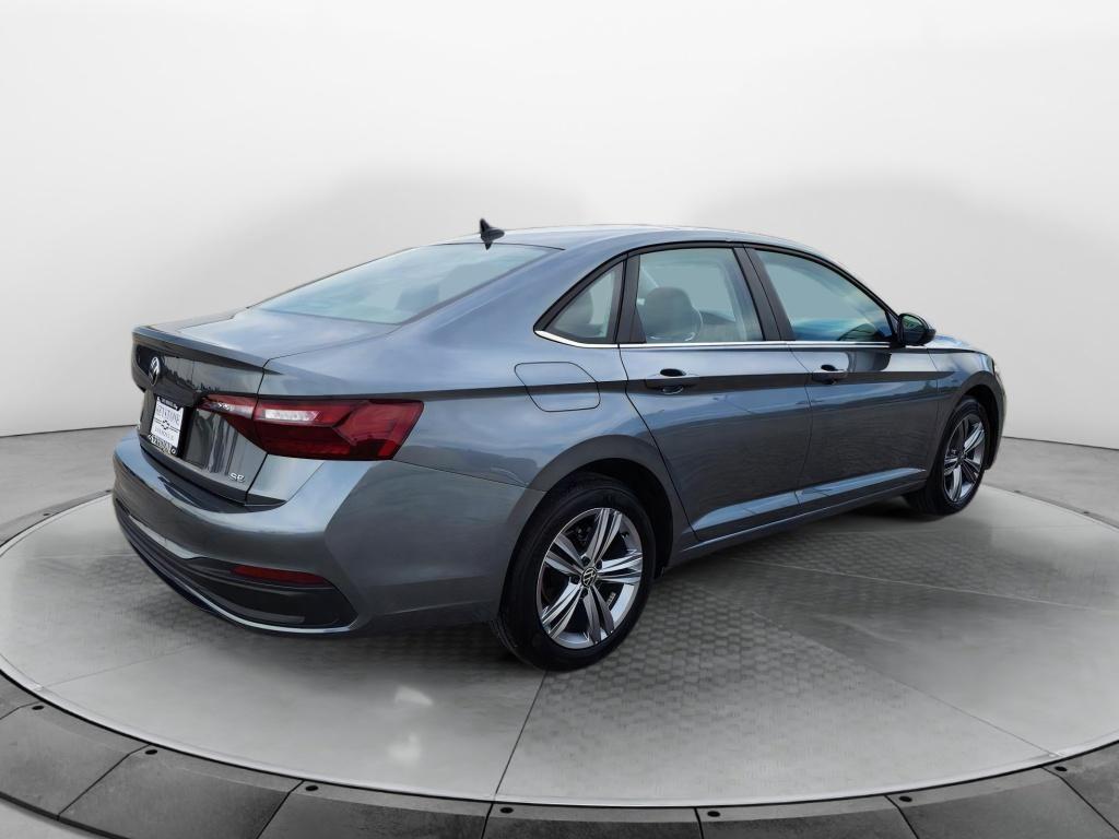3VW7M7BU9RM011663