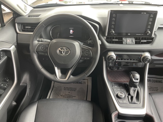 2021 Toyota RAV4 Limited photo 12