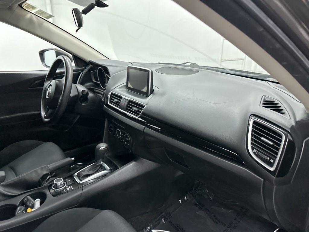 2015 Mazda Mazda3 i Sport photo 19