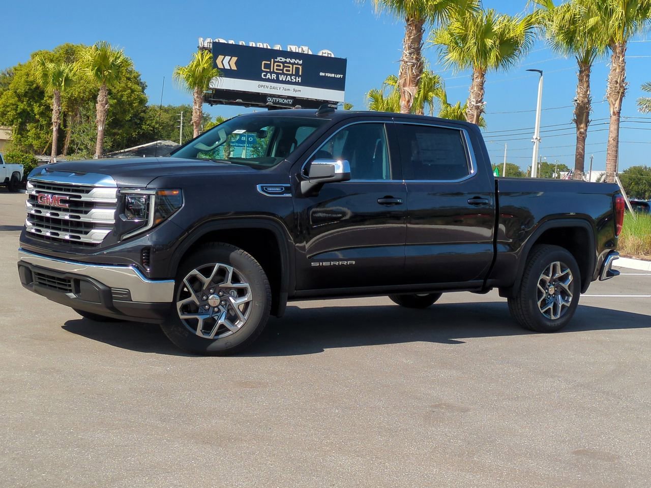 2026 GMC Sierra 1500 SLE's photo