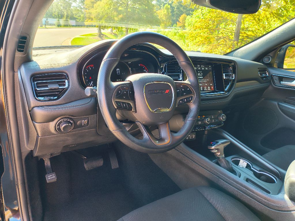 2023 Dodge Durango SXT photo 18