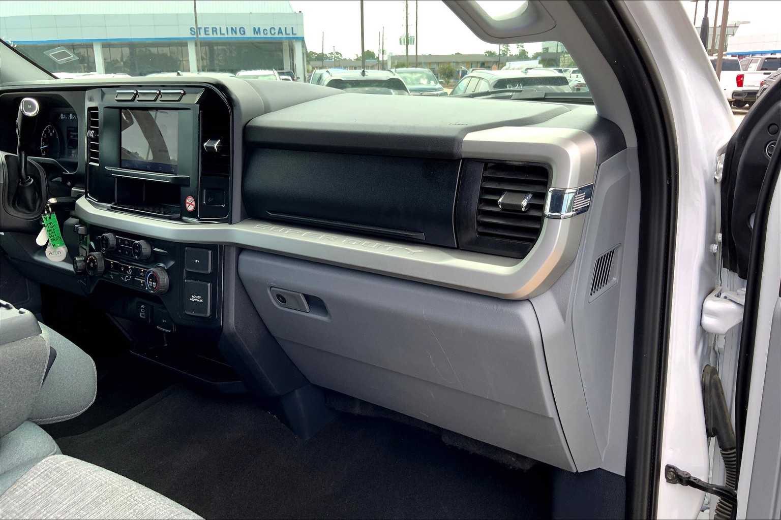 2024 Ford F-250 XLT photo 16