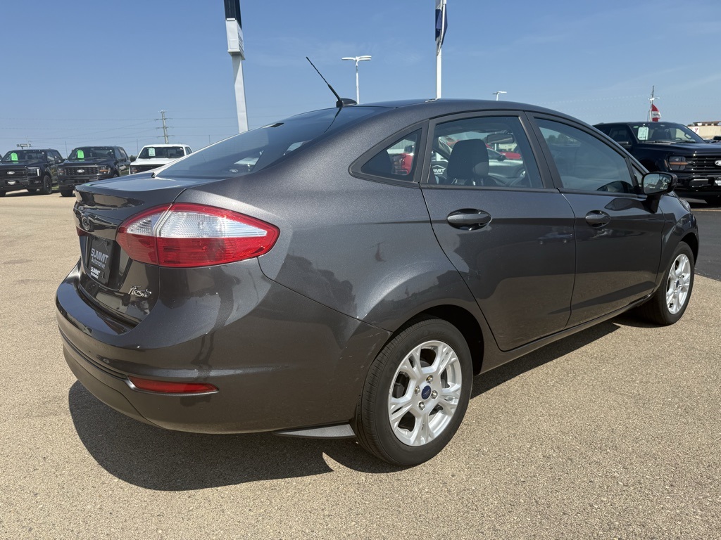 2017 Ford Fiesta SE photo 4