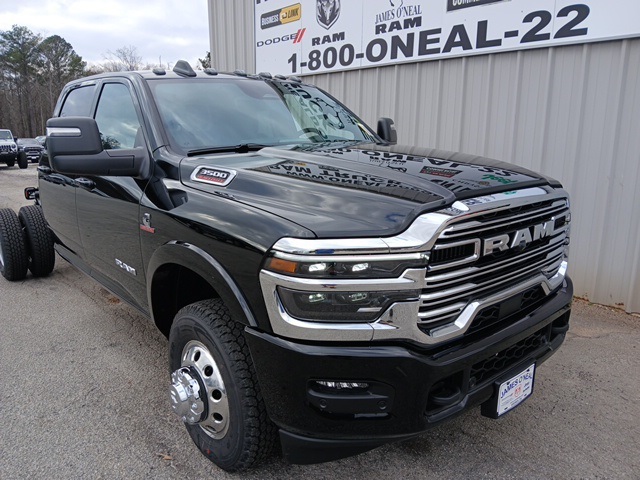 2026 RAM Ram 3500 Chassis Cab Big Horn's photo