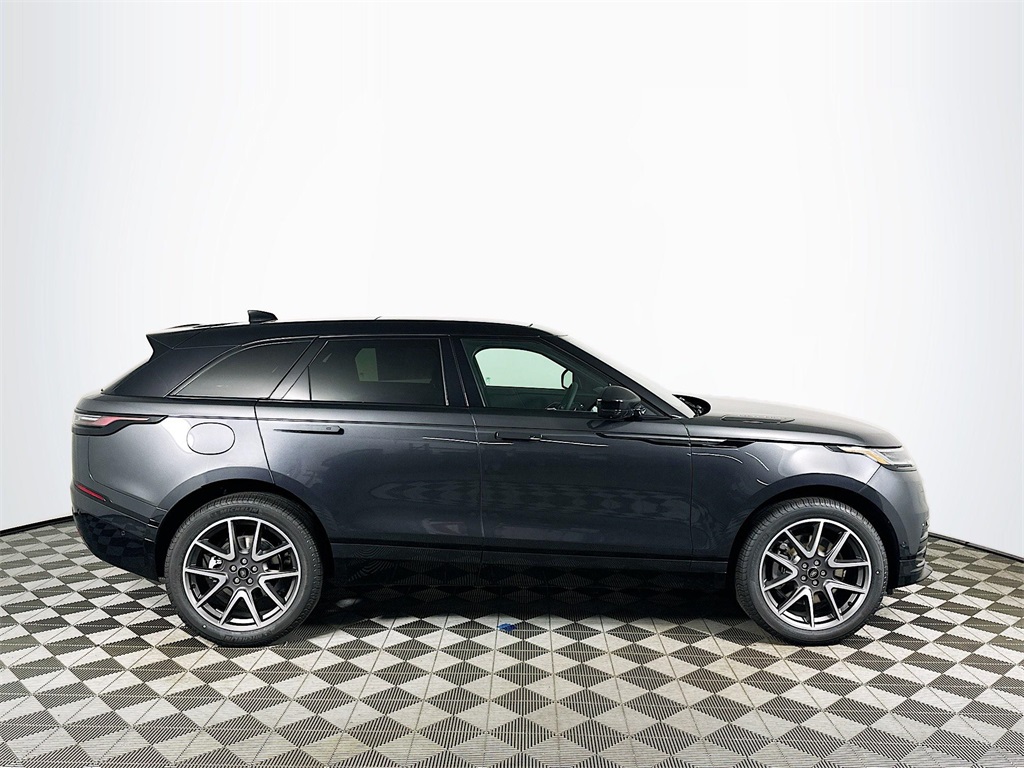 2026 Land Rover Range Rover Velar SE photo 4