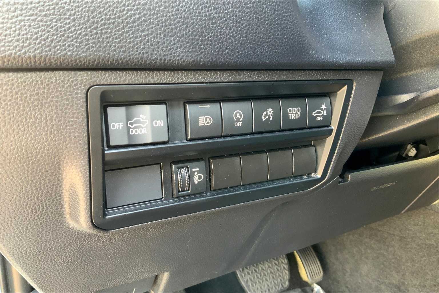 2024 Toyota Tundra SR5 photo 62