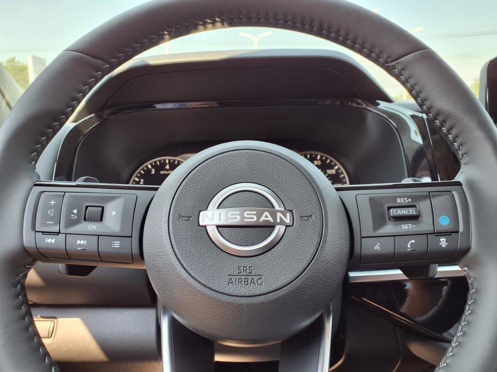 2025 Nissan Pathfinder SL photo 23