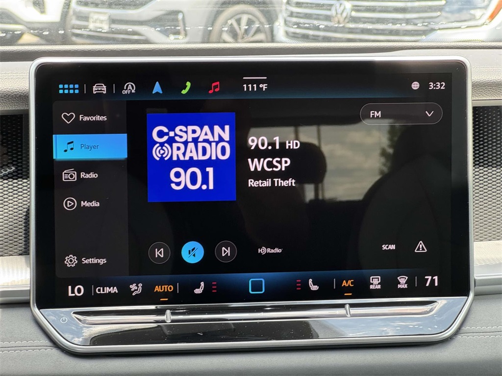2025 Volkswagen Tiguan SE photo 19