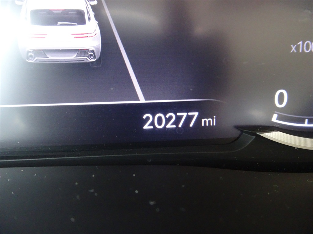 2023 Genesis GV70 2.5T photo 18