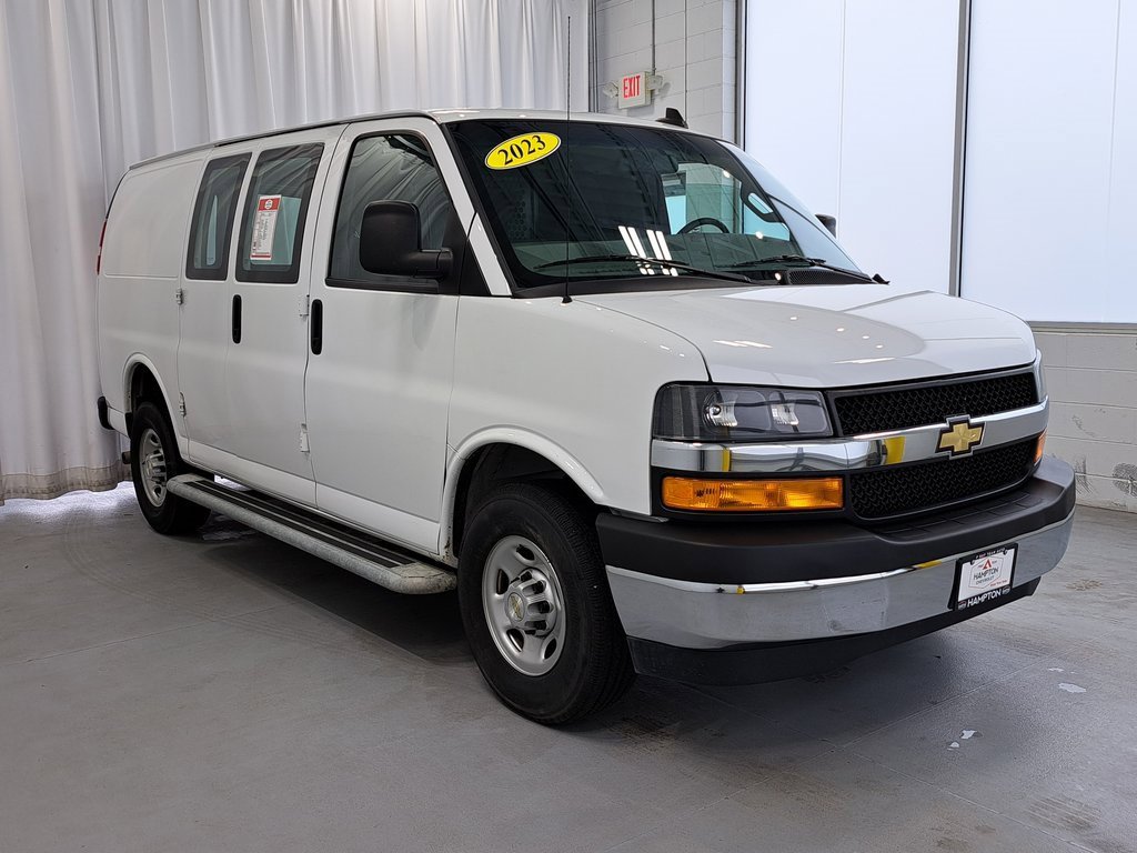 2023 Chevrolet Express 2500 Work Van photo 4